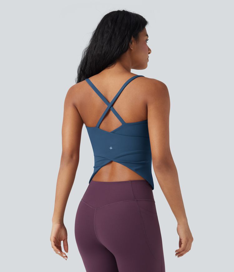 CurveLift™ Back Crossover Hem Yoga Cami Top