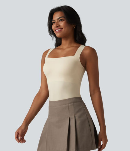 CurveLift™ Square Neck Built-in Bra Casual Tank Top B-E Cups
