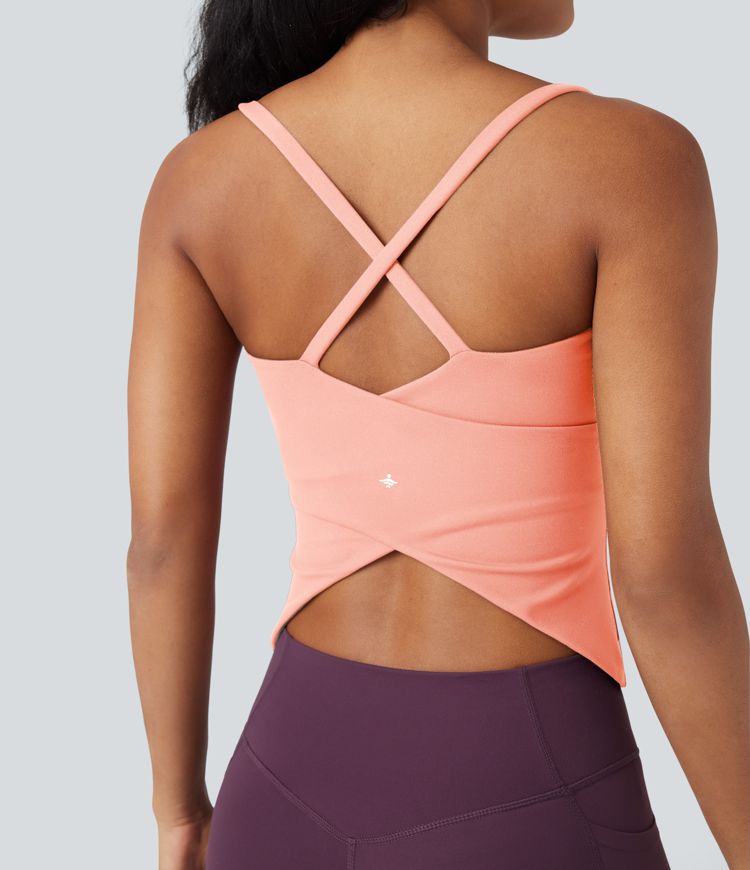 CurveLift™ Back Crossover Hem Yoga Cami Top